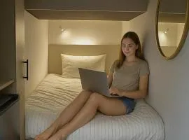 Luxury Private Capsule Room near Business Bay Downtown