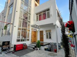 Abaad Heritage Inn, hotel v destinaci Šrínagar