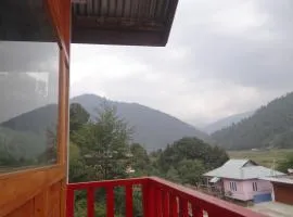 Sangti Valley Ngoedrup Wooden Cottage