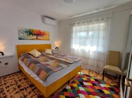 S&aacute;rk&aacute;nyszikla Apartman, acomoda&ccedil;&atilde;o com cozinha em Nemti