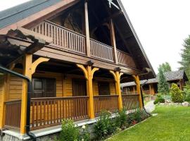 Agroturystyka Trofeum w Becejłach، فندق في Becejły