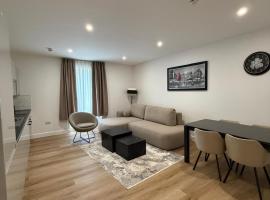 Luxury Sovereign House, hotelli kohteessa Brighouse