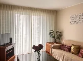 Azor International Apartment II