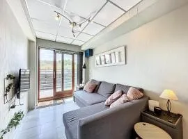 Knus 2-slaapkamer souterrain appartement, direct aan de Middelkerkse zeedijk