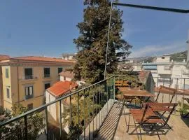 Cottage Fabrizio apartment surrounded by greenery in the center