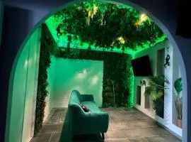 Elite luxury moments