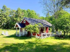 4 person holiday home in SOLLENTUNA, hotel em Sollentuna