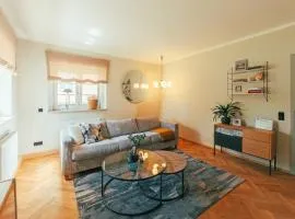 Ferienwohnung 60er Jahre Design Apartment - 65qm Fewo im Zittauer Gebirge - familienfreundliche Unterkunft am Bergfuß zum Töpfer