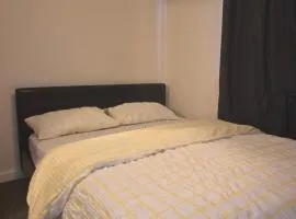 Cozy room in Wolverhampton city centre