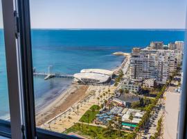Stylish Sky Apartment Romantic Sea & City View, hotel em Durr&euml;s