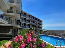 Casa Montenegro Lux Apartment 1 Bedroom 1 livingroom Sea & Pool View