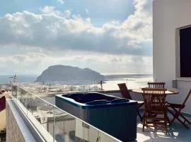 Majestic View Villa - Outdoor Jacuzzi