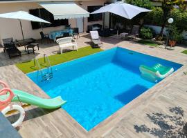 Acquapetra, appartamento per l'estate，位于福尔米亚的酒店