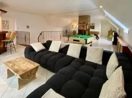 Nouveau, Grand gîte avec vue sur le Mont