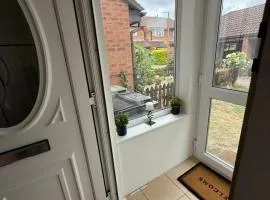 Modern 2BR Stay FREE WIFI FREE PARKING