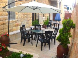 St Thomas Home's Guesthouse - Jerusalem, bed and breakfast en Jerusalén