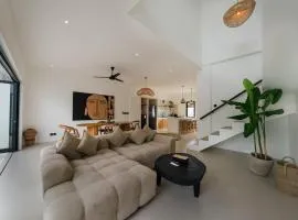 Villa Aura - Spacious 1BR Private Pool Luxury Villa