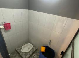 Villa Black Oren, hotel a Cireungit