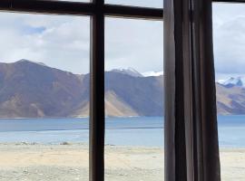 Khayoul Cottage Pangong Lukung, hotel a Spangmik