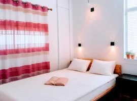 hmsreastaurant & guest house
