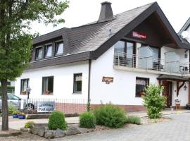 Gästehaus Portugall, bed and breakfast en Ellenz-Poltersdorf