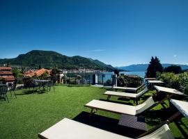 Hotel Conca d'Oro, hotel v destinaci Salò