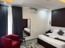 El-Patevadan Hotel and Suite