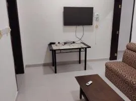 شقة غرفتين وصالة عوقد Two-Bedroom Apartment in Awqad