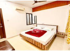 Near Mahakal Temple Hotel SRI- D K D ! Ujjain,Near Railway station, Fully Air conditioned Rooms & Spacious Room With wifi- Lift and Restaurant Facilities, BEST HOTEL IN UJJAIN, hotel v destinaci Udždžain