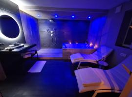 Hygge Suite Wellness à Focant, hotel v destinaci Beauraing