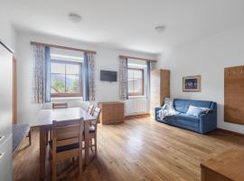 Alte Schule, hotel v destinaci Rattendorf