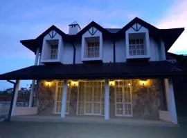 Hide Out Hills Bungalow