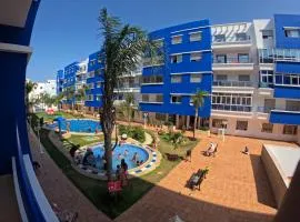 Bel appartement avec vue sur piscine
