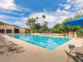 Wyndham Starr Pass Golf Suites 1BR Apartment with Resort Access, khách sạn ở Tucson