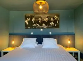 Le 007 Refuge -Rurale gîte élégant piscine privée