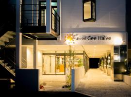 Hotel Gee Haive, готель у місті Місіма