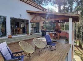 Recanto na Mantiqueira, casa com excelente área externa a 2 km do centro!