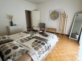 Appartamento Al Passetto - 15 min walk from Piazza Grande, hotel v destinaci Locarno