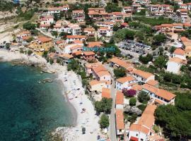 Hotel Sardi, hotel v destinaci Pomonte