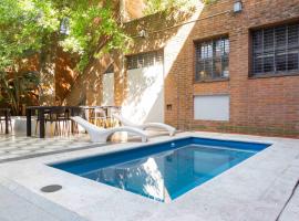 MOT Villa Salvador 4600 - 5 Bd Unique Villa Pool & BBQ Plaza Armenia, hotel a Buenos Aires