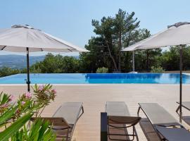 Adriatic Heights, hotel v destinaci Kavač