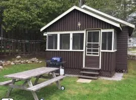 2-Bedroom Cottage #1 - Ambleside