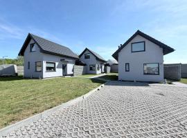 Domek Trzebiatów - 10km od morza, hotel en Trzebiatów nad Regą