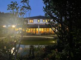 Le Cavalier Delémont, hotel en Soyhières