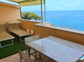 Casa di Marco Independent apartment with spectacular view, villa en Cala Gonone