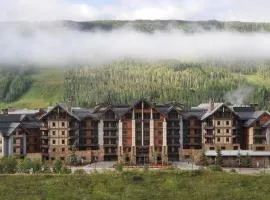 Luxury Vail Solaris Studio Vacation Rental Set At The Base Of The Mountain Just Steps From The Gondola