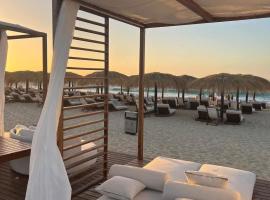 Luxurious Chalet GAIA Ras El Hekma North Coast, hôtel à Zāwiyat al ‘Awwāmah