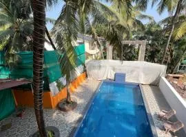 Aura rooms & swimming pool, calangute