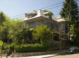 Queen Anne Brookline B&B