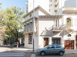Fliphaus Mansion Paz A 10 pax Deluxe House Belgrano
